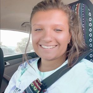 Meet your Posher, Catherine